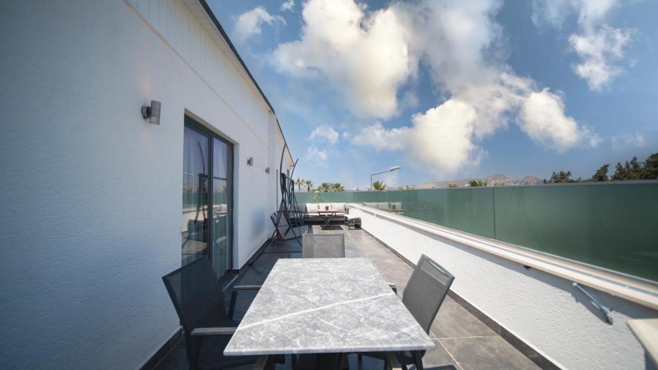 Sea Palm Otel יאליקאבאק מראה חיצוני תמונה